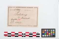 Etiketten zu Bronzekahnfibel (NHMW-PRAE-023899)